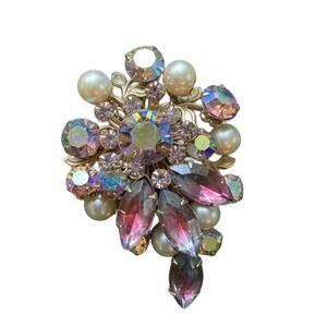 Glitzy Pearl & Rhinestone Brooch